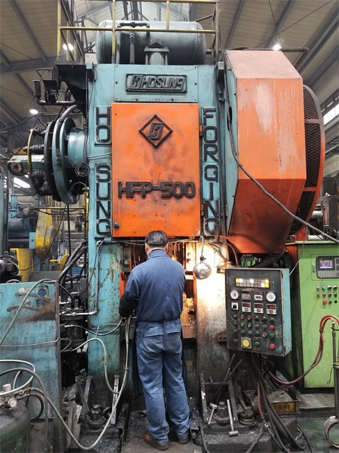 熱模鍛壓力機(jī) 熱模鍛壓力機(jī)